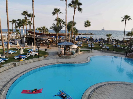 Hoel měl 5 bazénů